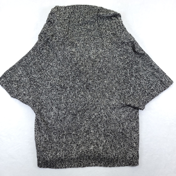 Catherines Size 0X Cable Knit Sweater Gray 001901 14/16w Button NWT - Picture 5 of 5